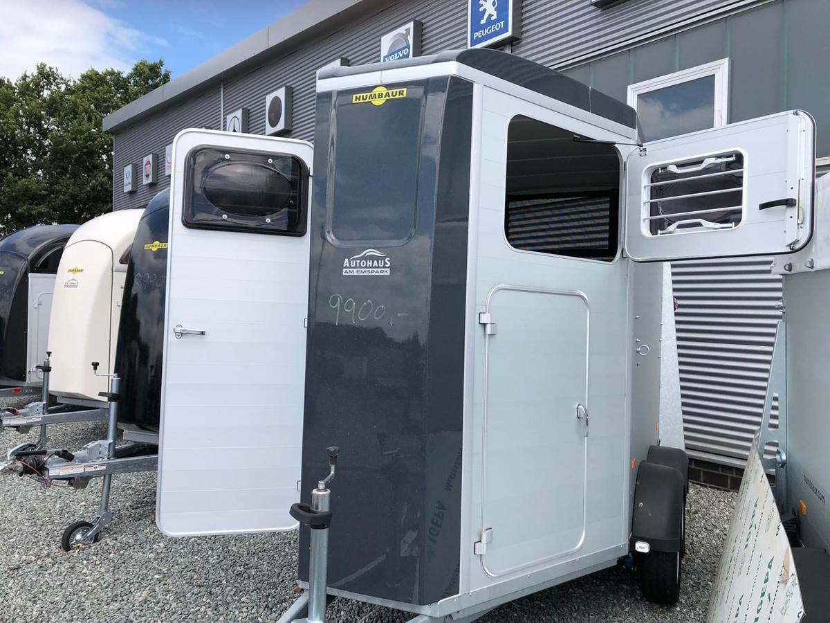 Humbaur Notos Alu 2.4t Western, Seitentrittschutz,Grosse Klappe ü.SK