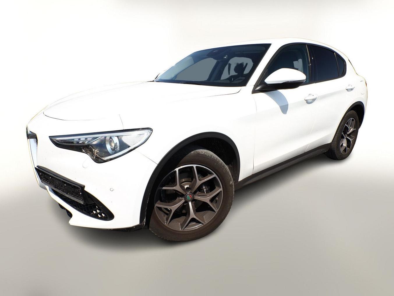 ALFA ROMEO Stelvio 2.0 Turbo 280 Super Q4 Nav Kam PDC Leder